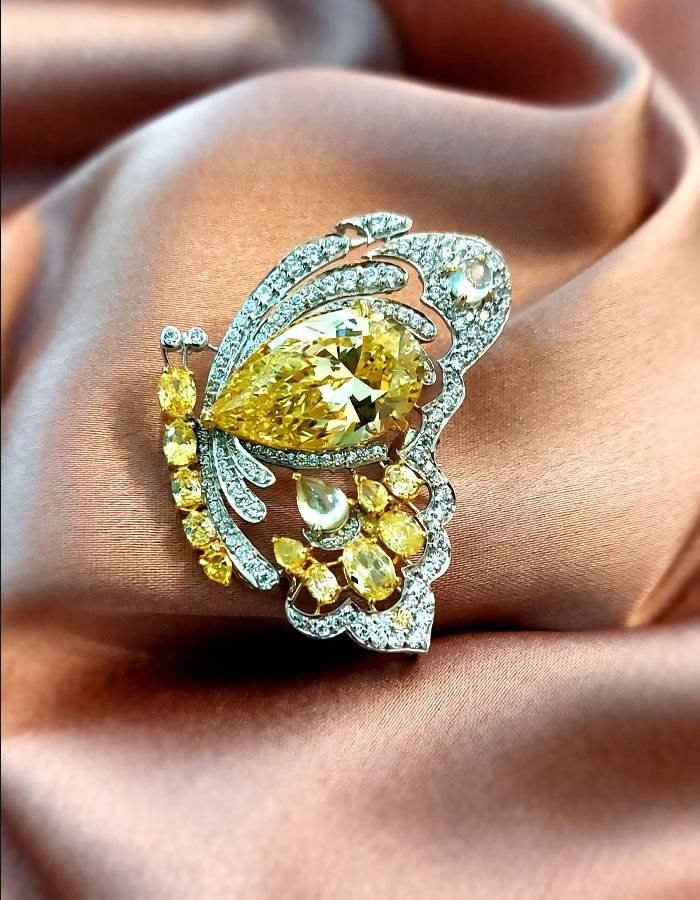 butterfly brooch vintage