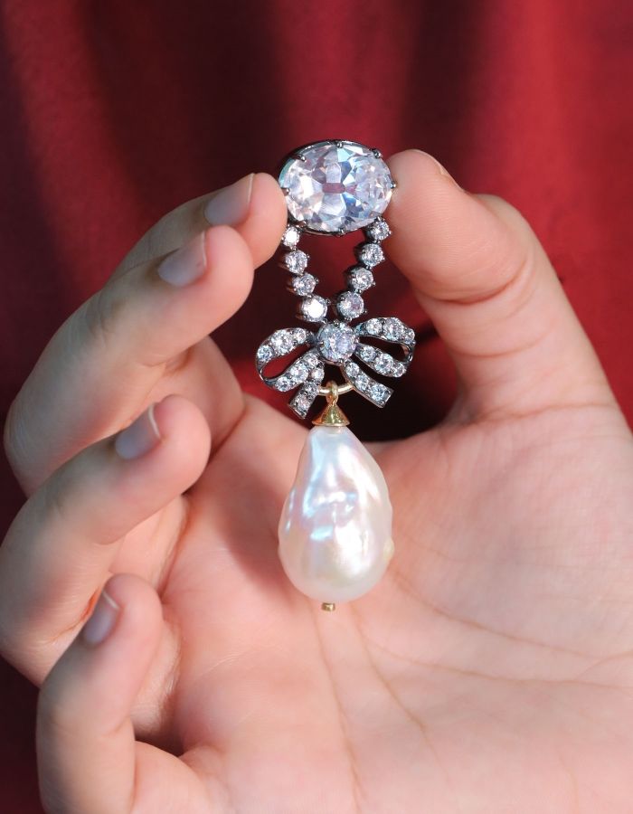 pendant for women