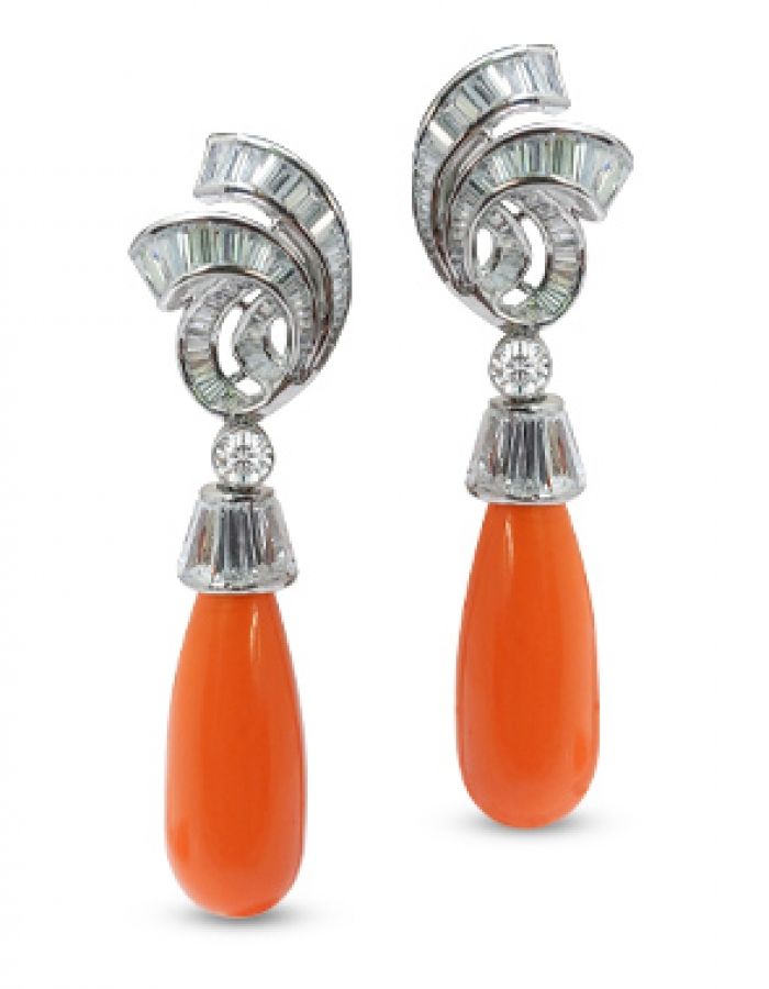 dangle earrings