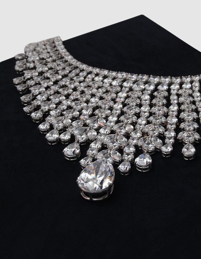 dainty diamond necklace