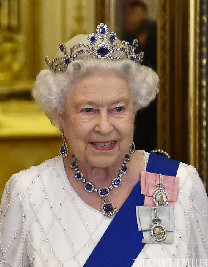 replica jewelry queen elizabeth sapphire tiara