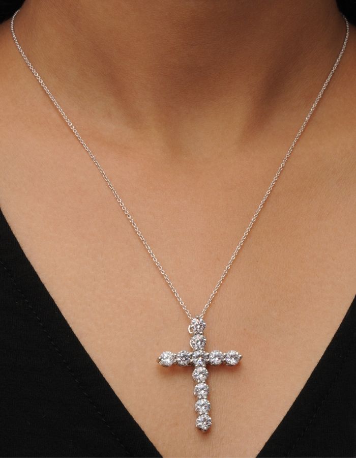 cross pendant