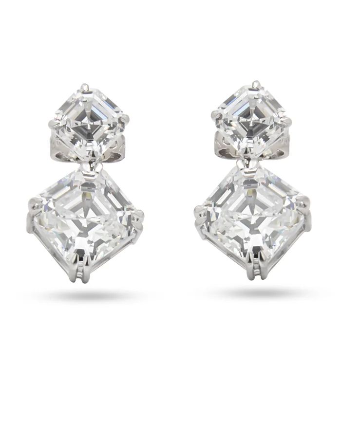 Dangle earrings