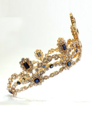 queens royal sapphire diamond tiara
