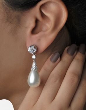dangle and drop earrings