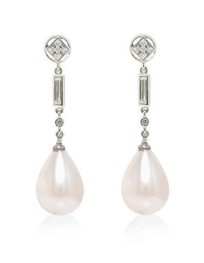 Dangle earrings