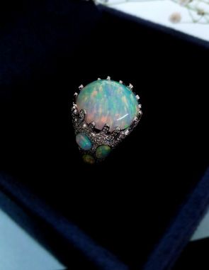 women ring