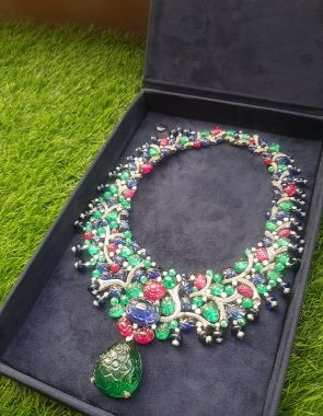 emerald cut necklace