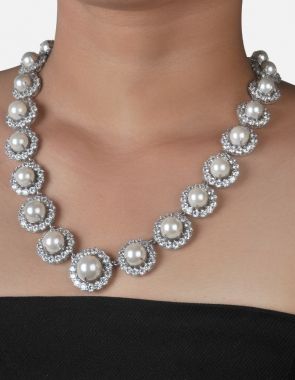 pearl statement necklace